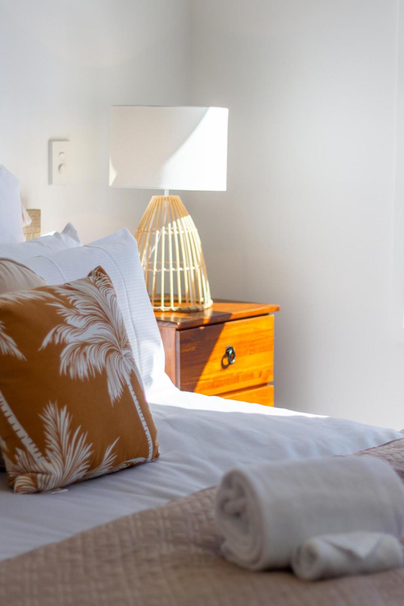 כרייסטצ'רץ' Central Escape On Cashel Street 2 Bed 2 Bath מראה חיצוני תמונה
